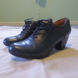 Comfortiva heeled leather brogues